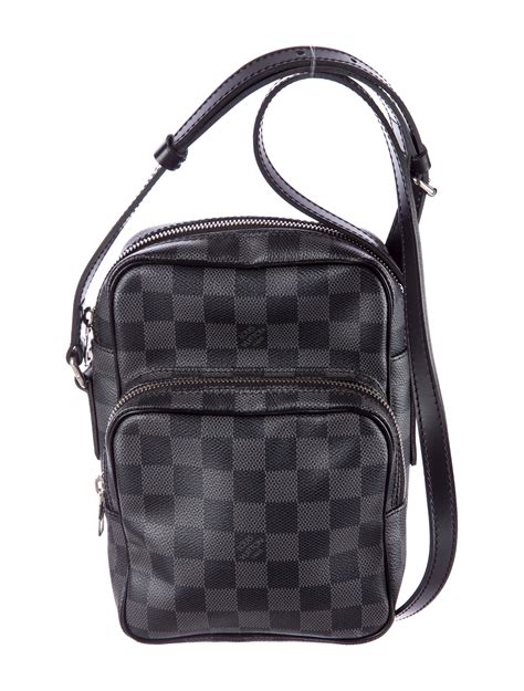 louis vuitton men crossbody